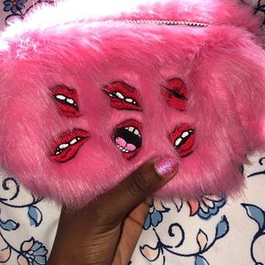 cute lips cosmetic bag